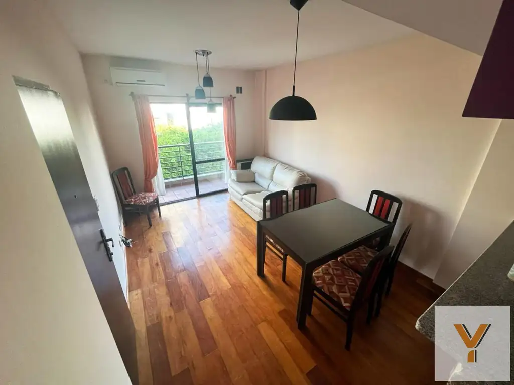 Galvan 2836 e/ Tomás A. Le Bretón y Nahuel Huapi