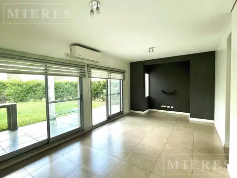 Casa del Sendero Remodelada en venta, Nordelta.