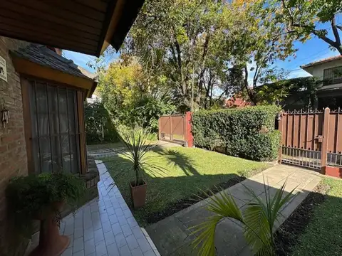 Casa 6 ambientes con 3 baños