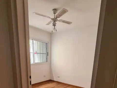 Depto Tipo Casa en Alquiler en Olivos, $ 800.000