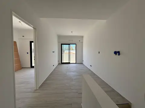 CASA 4 AMBIENTES EN VENTA EN SPRINGPARK A ESTRENAR