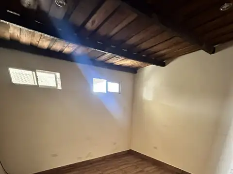 Departamento en Alquiler en Melchor Romero, $ 430.000