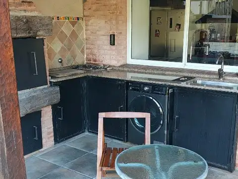 Casa en Alquiler al Sureste