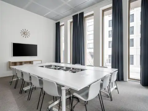 Oficina en Alquiler en Santisima Trinidad, USD 977.500