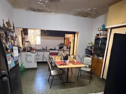 Casa 6 ambientes con 1 baño