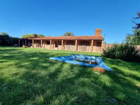 VENTA CASA 3 DORMITORIOS A RECICLAR, LA PLATA