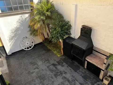 PH 4 ambientes con patio y terraza
