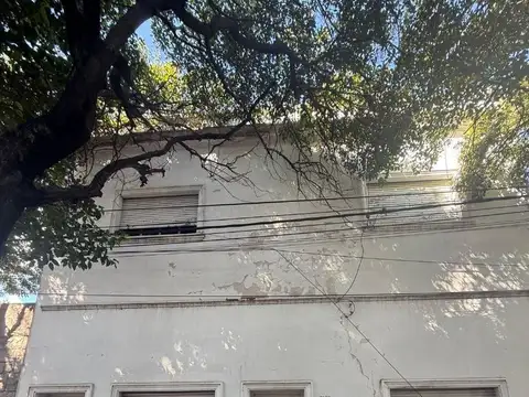 VENTA CASA A RECICLAR