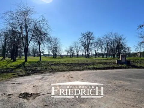 Terreno en Venta en Prados del Oeste, USD 23.000