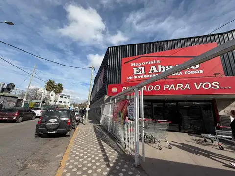 Avenida del Sesquicentenario 3700