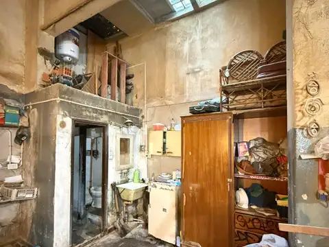 Tres Arroyos 800, Piso PB