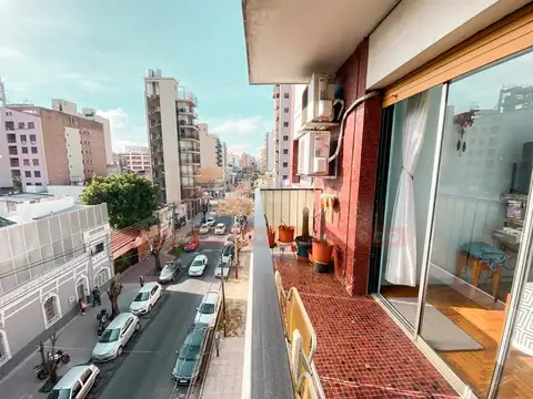Departamento de 4 ambientes muy luminoso