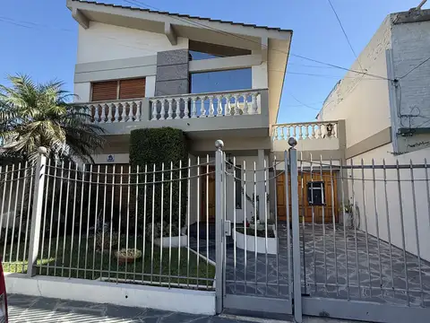 Casa en venta en Los Polvorines