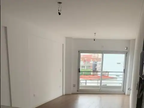Oport. en Colegiales – Monoambiente con balcón 