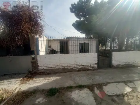 CASA EN VENTA EN NEUQUEN SOBRE 12 DE SEPTIEMBRE