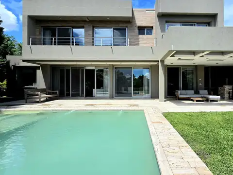 Casa en Venta de 4 dormitorios