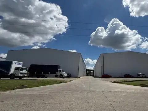 Alquiler de Nave Logística de 12.000 m² en Moreno