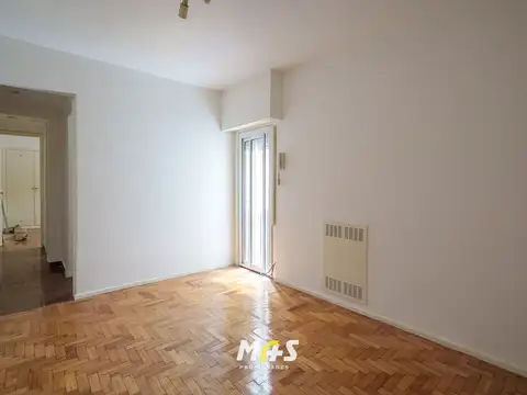 Av. Entre Rios 1200, Piso 4