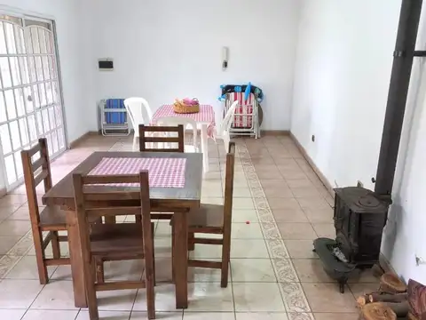 VIACABA 1300, Piso 2