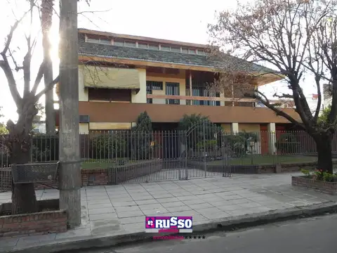 Casa en Alquiler de 6 dormitorios