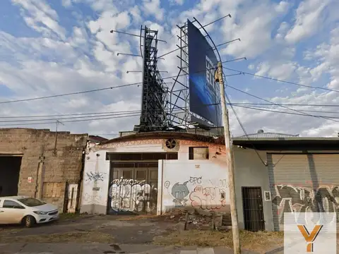 Depósito en venta - 1 Baño - Morón