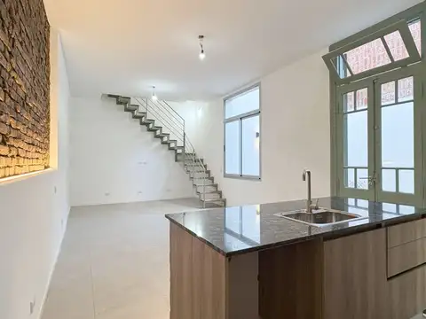 Depto Tipo Casa en Venta en Villa Luro, USD 167.000