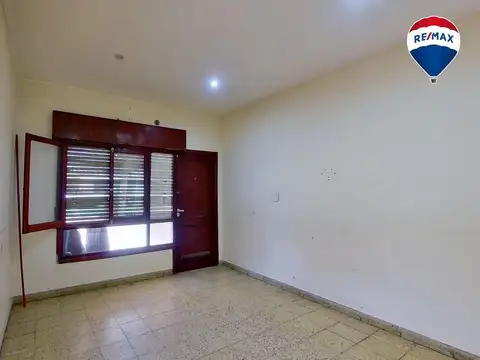VENTA CASA 3 AMB COCHERA PARRILLA BERAZATEGUI