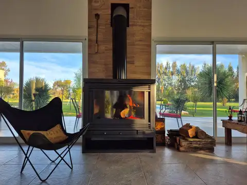 CASA LISTA PARA DISFRUTAR EN ENTORNO TRANQUILO