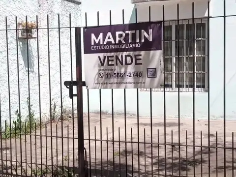 Casa en venta c/ cochera en San Miguel