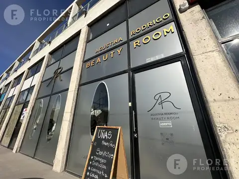 Local en Alquiler, 2 plantas, 2 toillete, Complejo Comercial Vincere - Pilar - Colectora - Km 53