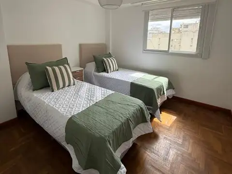 Departamento 3 ambientes reciclado a nuevo y equipado.