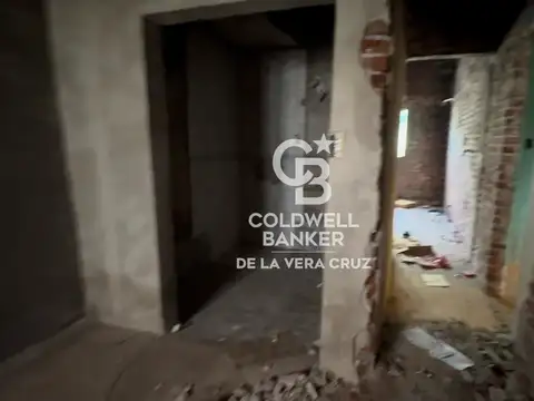 Casa 4 ambientes con 1 baño