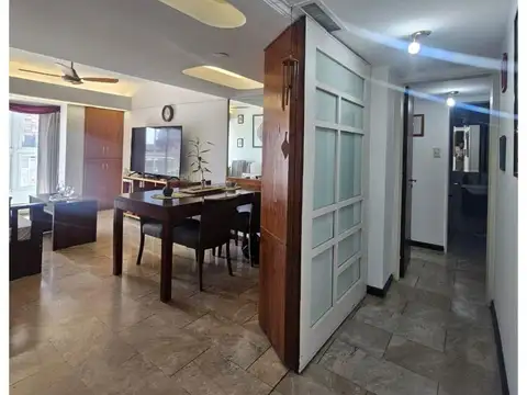 Departamento 6 ambientes con 2 baños