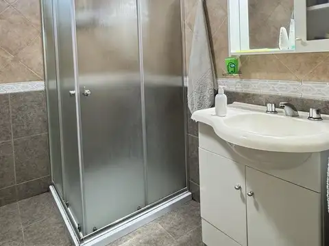 Depto Tipo Casa 4 ambientes con 2 baños