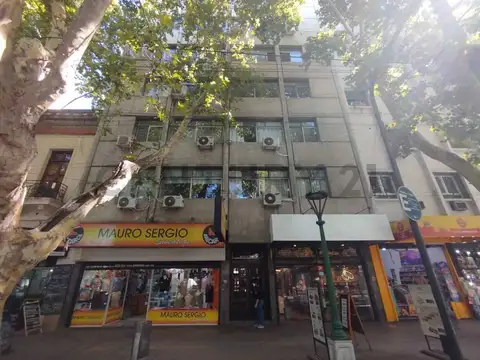 Las Heras 300, Piso 6