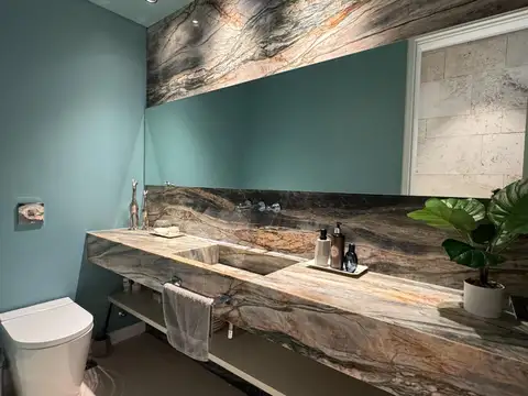 CASA PREMIUM CON VISTA A LA LAGUNA VIRAZÓN