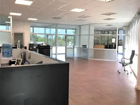 Oficina en Alquiler en Manuel Alberti, USD 2.800