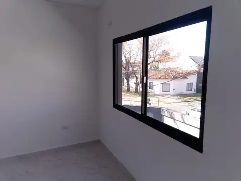 Departamento en Alquiler en Lomas de Zamora, $ 528.000