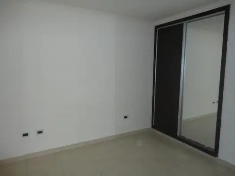 Depto Tipo Casa en Alquiler de 1 dormitorio