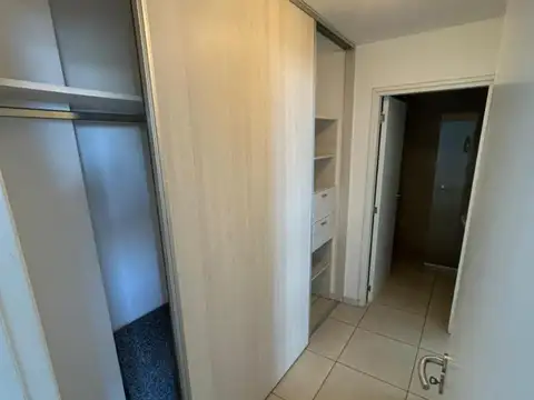 Departamento en Alquiler en General Paz, $ 650.000