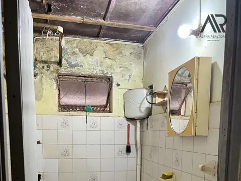 Casa en venta c/ cochera en Artigas