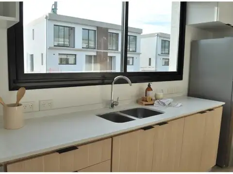 Casa en Venta en Benavidez, USD 300.000