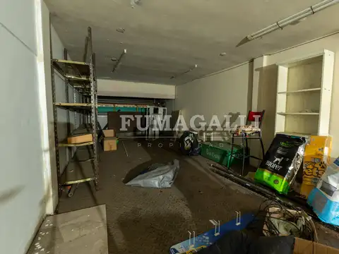 VENTA - Excelente local comercial sobre Av. Bartolomé Mitre