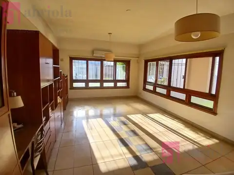 Depto Tipo Casa en Venta con 2 cocheras