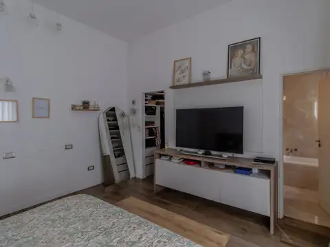 Depto Tipo Casa en Venta de 6 ambientes