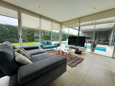 Venta Casa Barrio Valdevez, Tristan Suarez