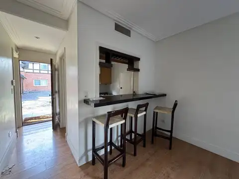 Casa 3 ambientes con 1 baño