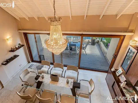 Casa en Venta en Villa Sarmiento, USD 450.000