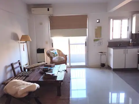 2 Ambientes Amueblado en Tigre Centro – Luminoso y con Balcón