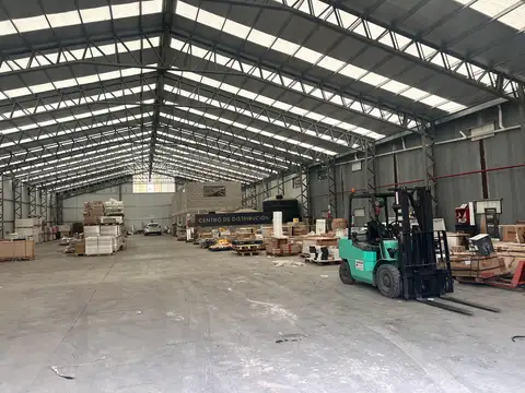 Galpon en Alquiler en Triangulo, $ 10.400.000